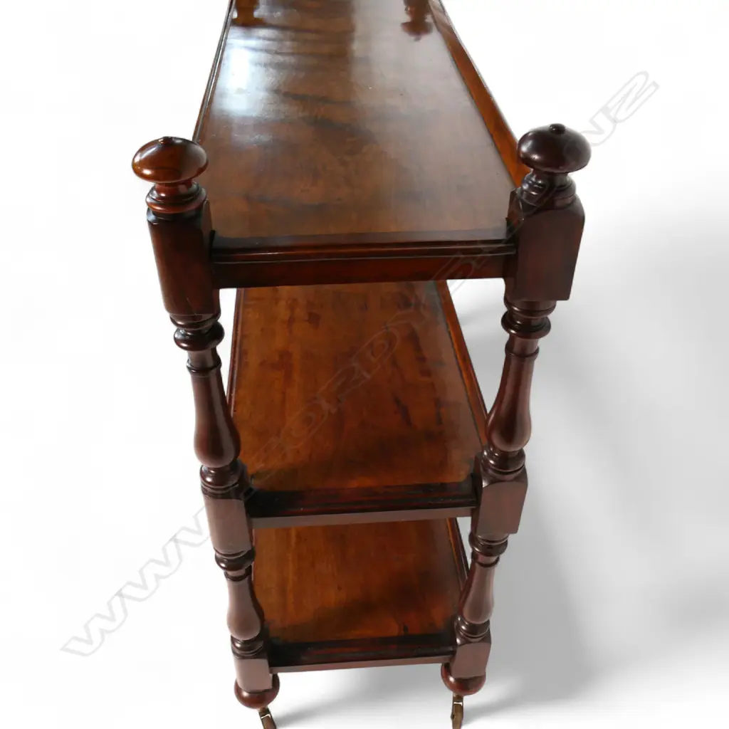 A William IV flame mahogany three-tier dumb waiter, Image 1++